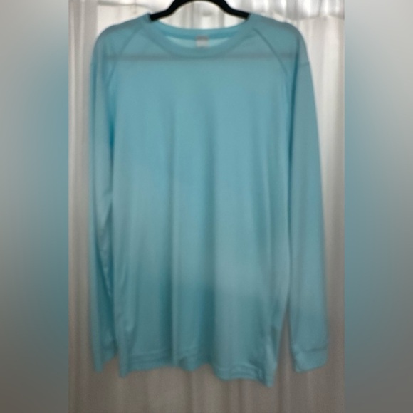 PARAGON Tops - Women’s Med Paragon long sleeved athletic top